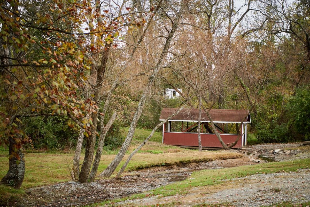 Hershey Camping Resort Park Model 6 Mount Wilson Buitenkant foto
