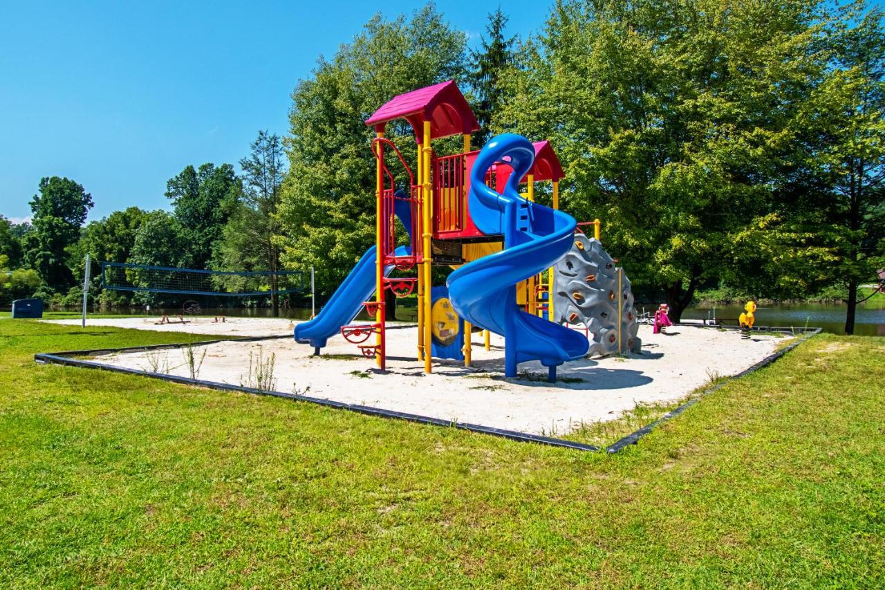 Hershey Camping Resort Park Model 6 Mount Wilson Buitenkant foto